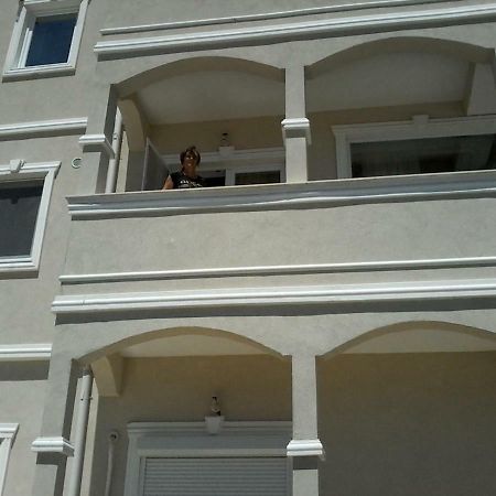Apartament Briza De Promenada 1 นาโวดาริ ภายนอก รูปภาพ