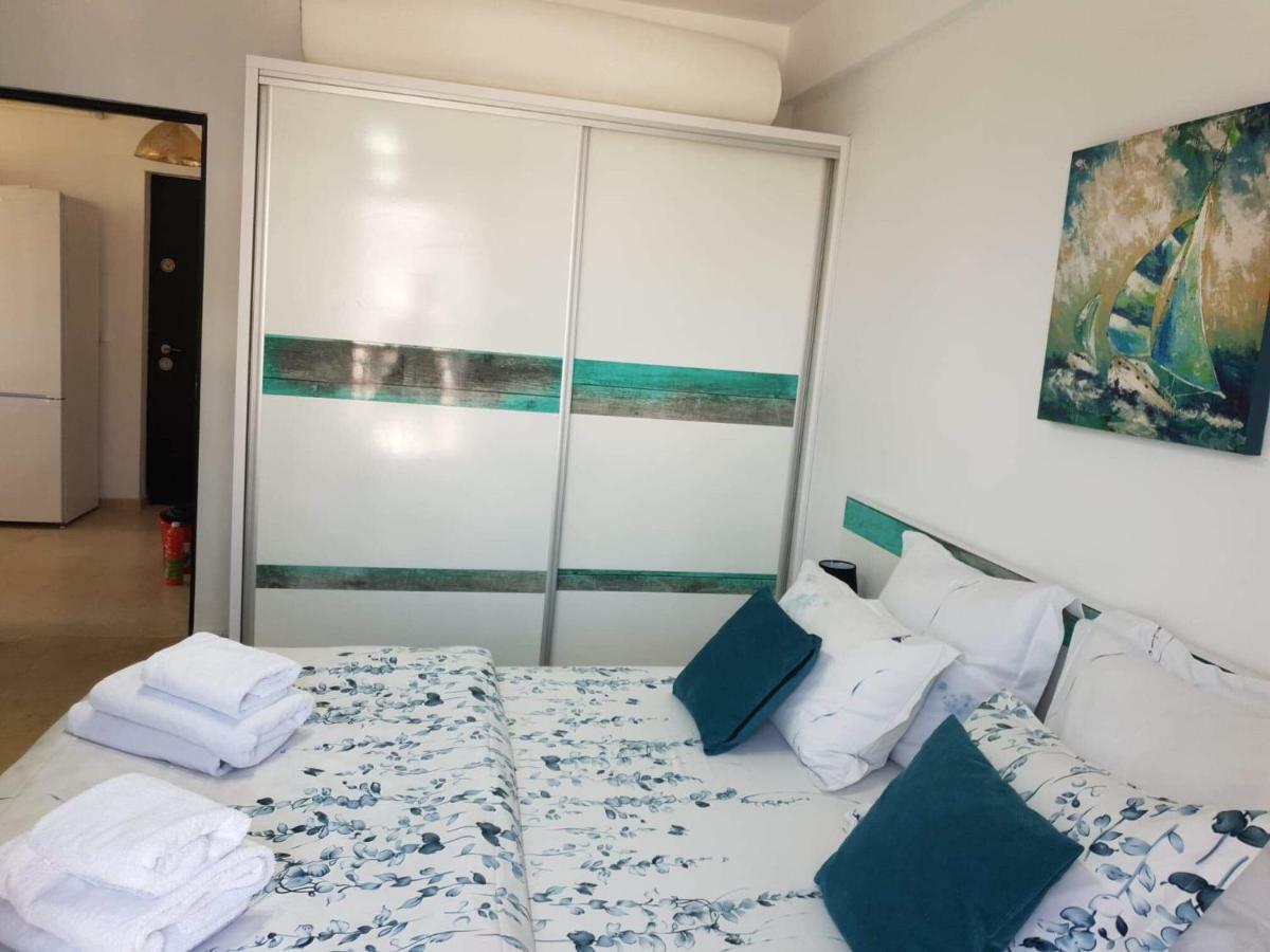 Apartament Briza De Promenada 1 นาโวดาริ ภายนอก รูปภาพ