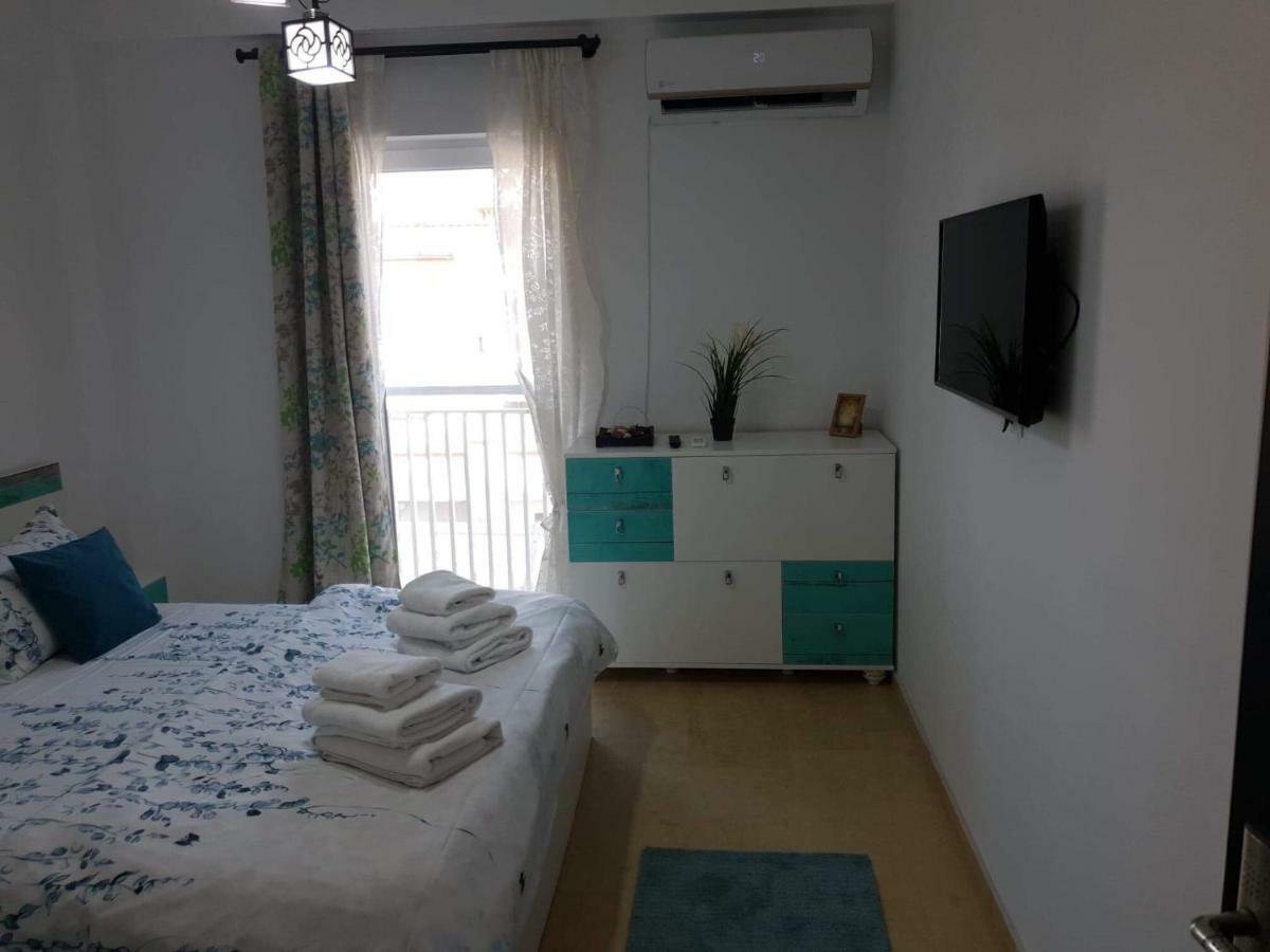 Apartament Briza De Promenada 1 นาโวดาริ ภายนอก รูปภาพ